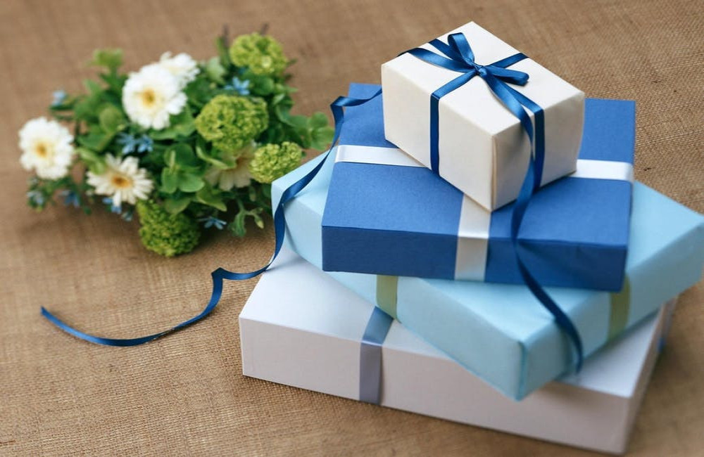 Wat geef je een vriend cadeau?