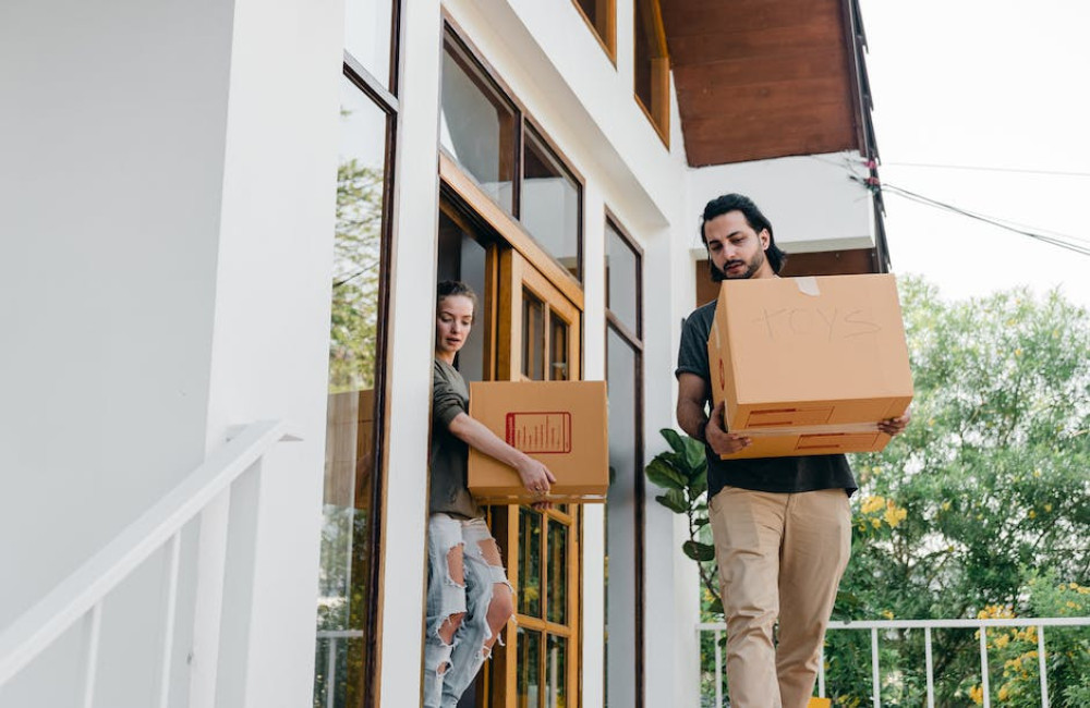 Waarom een handyman inschakelen op je verhuisdag?