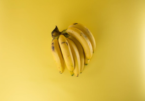 Waarom vallen bananen krom en hoe groeien ze eigenlijk?