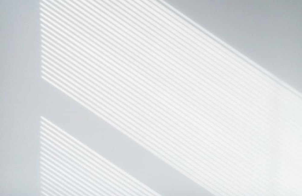 Wat is de betekenis van minimalistisch wonen en waarom kiezen mensen hiervoor?